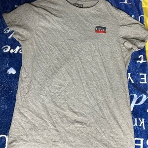 Grey,red, white and blue Levi’s tee